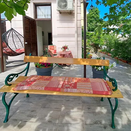 Πανσιόν Soba U Opatiji Na Lipovici 2*
