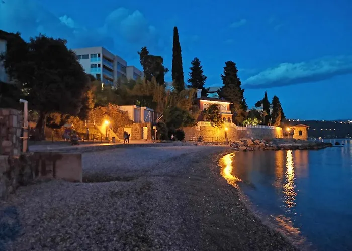 Soba U Opatiji Na Lipovici 4*