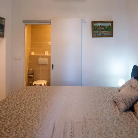 Soba U Opatiji Na Lipovici